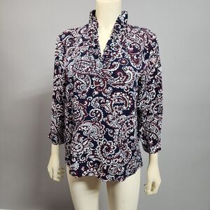 Crown & Ivy small top